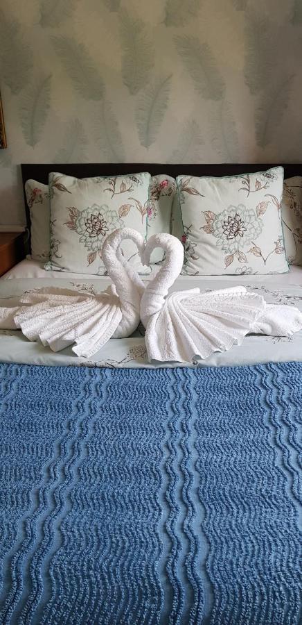 Enjoy Your Stay At Chorley Road Droitwich Eksteriør bilde
