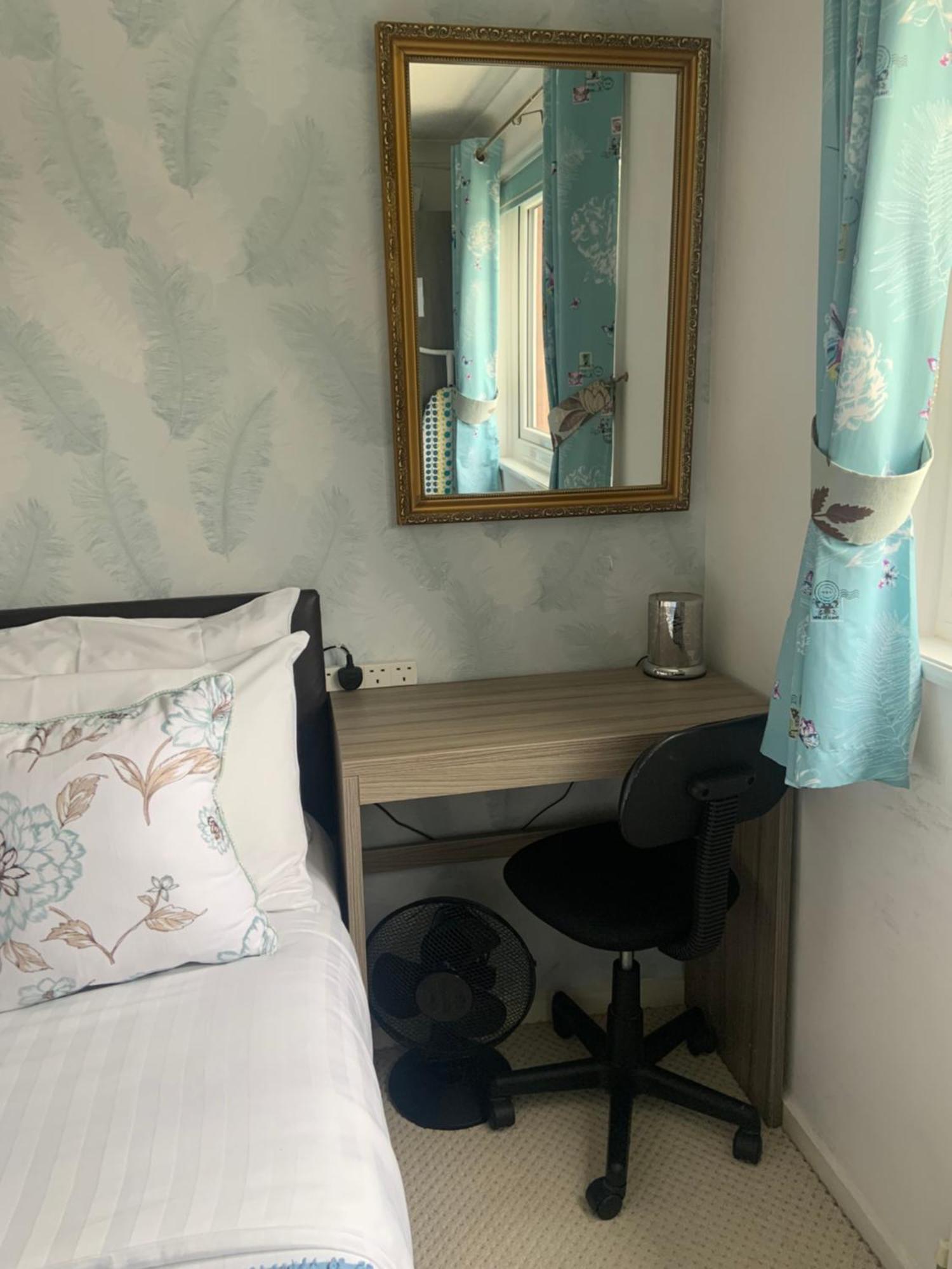Enjoy Your Stay At Chorley Road Droitwich Rom bilde